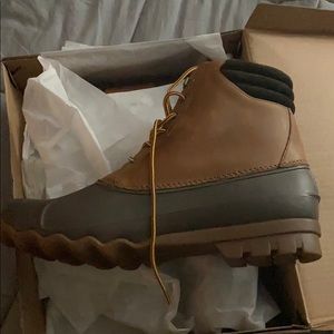 Brand New Sperry waterproof boots